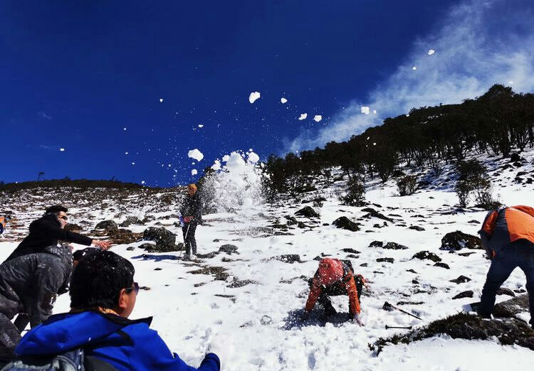 麗江玉龍雪山徒步登山攻略